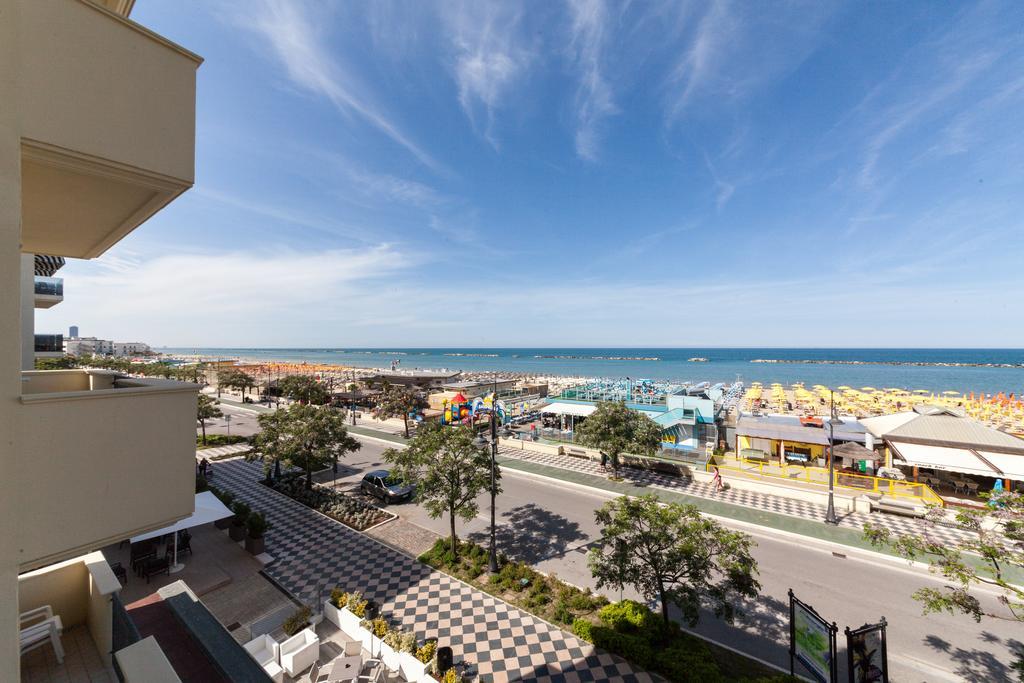 Hotel Garden Cesenatico Extérieur photo